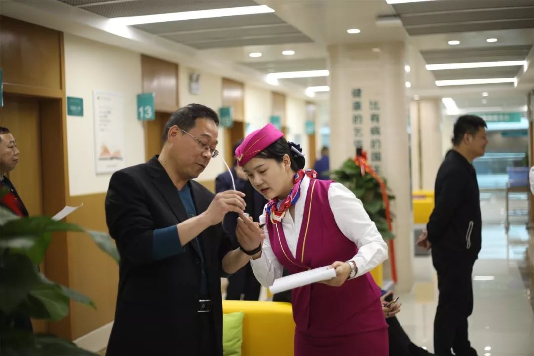 安阳24小时套医保卡(北京医保卡使用指南)